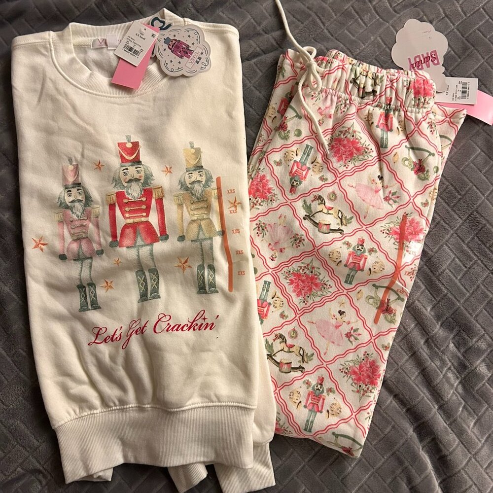 VIRAL Target Nutcracker Vinyl Threads Sweatshirt and Sweatpants XXS TIK TOK NWT